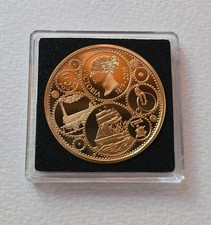 2019 Victoria  Reign innovation & Change Gold Plated £5 COIN