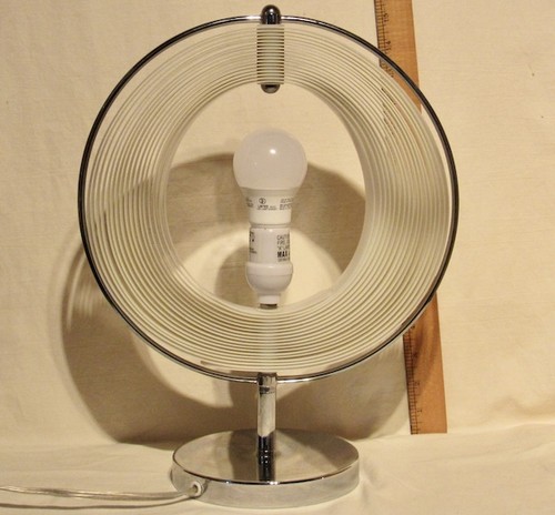 CLASSIC VINTAGE ADJUSTABLE MOON TABLE LAMP - Picture 3 of 6