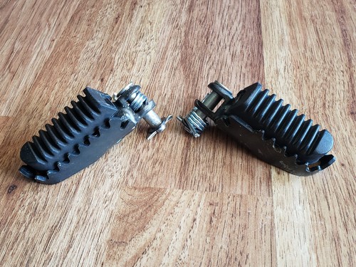 New Suzuki DRZ400SM Footpegs OEM Foot Rest Pegs R Steps DRZ400S DRZ400 2000-2024 - Picture 19 of 24