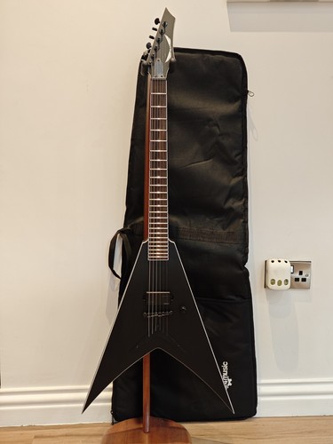 Dean Vengeance Select Fluence Black Flying V Guitar - Only One For Sale In UK! - Picture 2 of 7