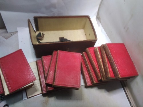 Shakespeare Antique Set Of Books - Picture 7 of 8