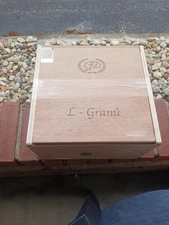 LA FLOR DOMINICANA L- GRANU EMPTY WOOD CIGAR BOX LARGE UNIQUE 11x10.25x7