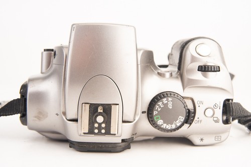 Canon Digital Rebel EOS 6.3MP DSLR Camera Body with Strap and Cap V21 - Picture 6 of 7