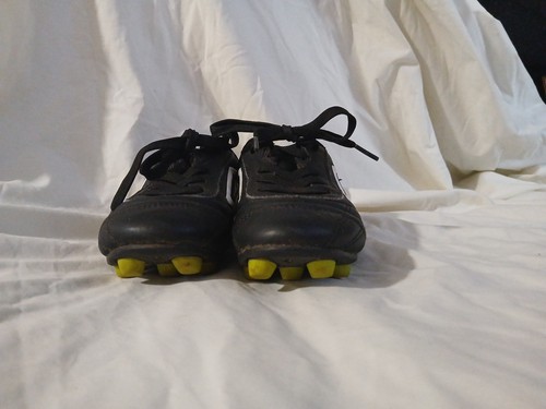 Botines de fútbol Umbro zapatos juveniles talla 13 negro blanco estilo Logi UMT4005 - Imagen 8 de 9