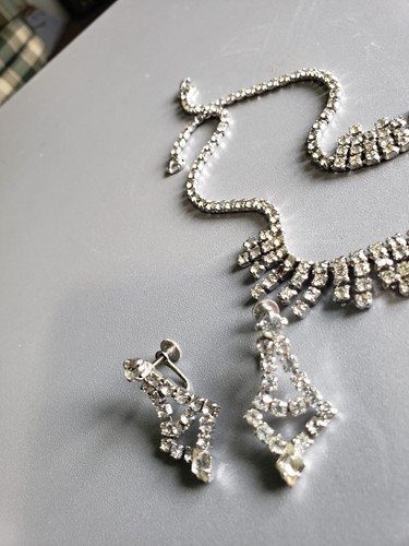 Vintage Multi Strang Strass Halskette, & passende Ohrringe - Bild 3 von 5