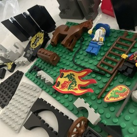 LEGO Castle Dragon Knights Majisto’s Tower 1906 Incomplete Parts Lot VTG 1994