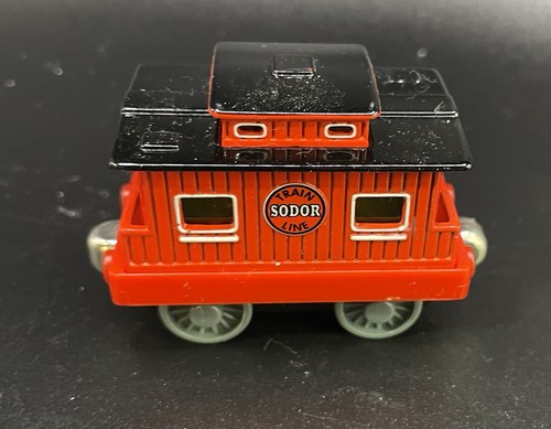 Thomas And Friends Diecast Sodor Train Line Caboose Magnetic - Picture 1 of 5