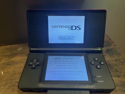 Nintendo DS CRIMSON RED/BLACK Handheld Video Game Console - Works Tested !! - Picture 3 of 5