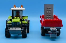 LEGO CITY 7684 : Pig Farm & Tractor, *Rare*, 100% Complete w/Box, Pre-owned