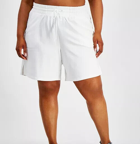 ID Ideology Damenshorts Übergröße Comfort Flow hoher Bund 1X hellweiß