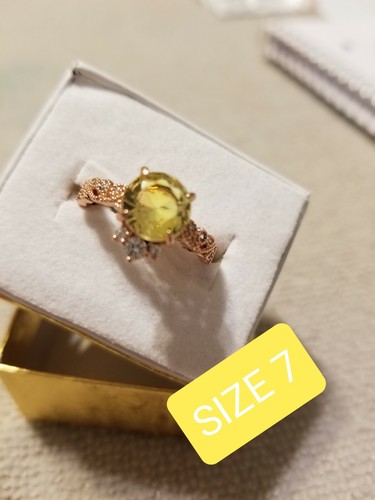 PERIDOT BIRTHDAY RINGS - Picture 5 of 12