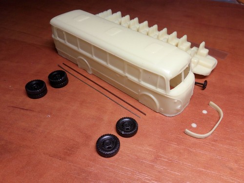 1:87 (HO) IFA H6B Bus  - Limitiertes Harzset - Bild 1 von 6