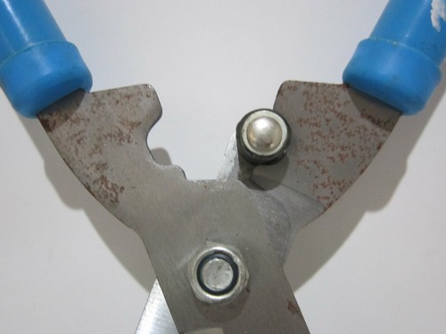 600mm GARDEN HEDEGE SHEARS/TRIMMER. EXTENABLE HANDLES. 150mm CUTTING BLADE - Picture 3 of 6