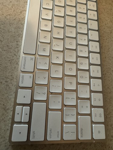 Apple Wireless Magic Keyboard Weiß A1644 KPA3 Lightning auf USB-A Kabel inklusive - Bild 3 von 11