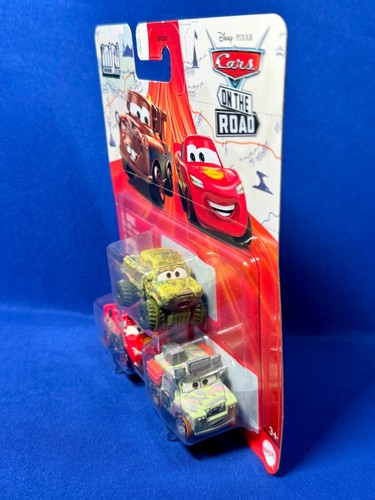 IVY Margaret Motorray CRYPTID BUSTER McQ Pixar Cars MINI RACERS 3-Pk ON THE ROAD - Foto 4 di 8