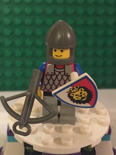 LEGO- CASTLE- CRUSADERS BREATPLATE- YOU PICK FROM LIST- CHOOSE MINIFIG - Picture 75 of 98