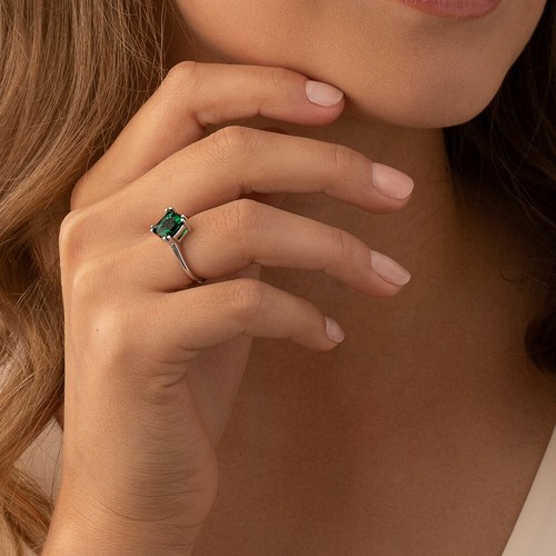 Anillo solitario esmeralda de oro blanco de 14 K creado en laboratorio 2,00 quilates corte princesa - Imagen 2 de 4