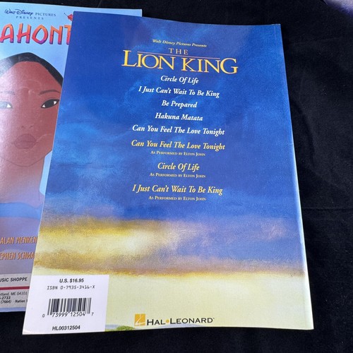 Disney Sheet Music Hal Leonard Piano Voice Lion King Pocahontas Aladdin Hunchbac - Picture 8 of 24