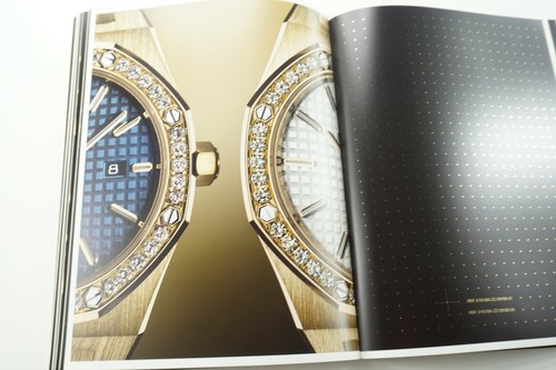 AUDEMARS PIGUET HARTCOVER BUCH KÖNIGLICHE EICHE GELBGOLD UHREN KATALOG 2016 VIP - Bild 11 von 12