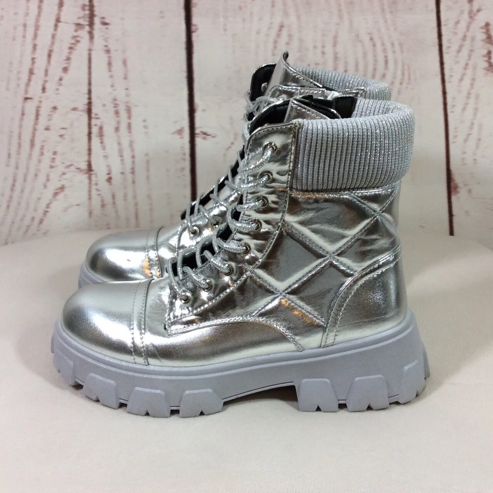 Botas Wild Diva Mujer 10 Plateadas Combate Metálicas Espacio Y2K Futuristic Brillantes Foto 2 de 4