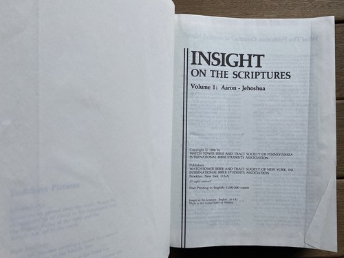 Insight on the Scriptures Volume 1 Aaron - Jehoshua (1988 Hardcover) - Picture 6 of 17