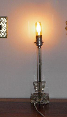 Vintage, "SCHILLER BROS" Art Deco, etched clear glass Boudoir table lamp 13-1/2" - Picture 3 of 16