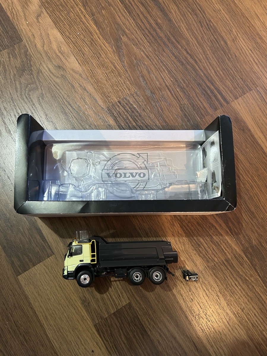 USED VOLVO FMX 500 6x4 TIPPER TRUCK WINTER ORCHID 1:50