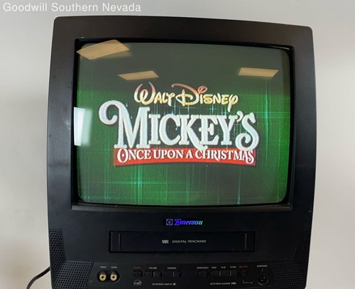 Emerson EWC1302 13in Television CRT VCR Combo Tested - Picture 2 of 7
