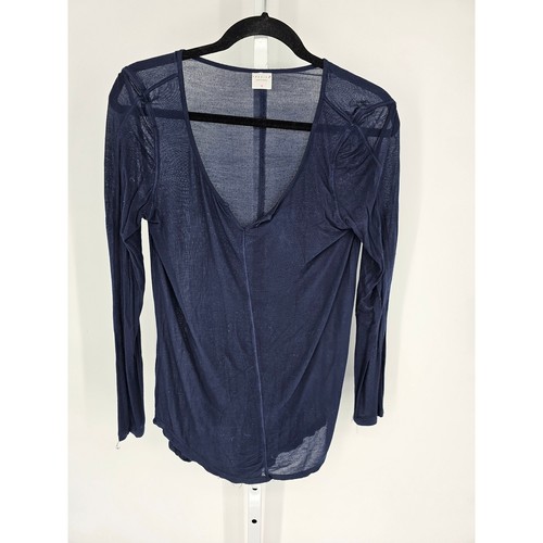 Tresics Womens Sz M Long Sleeve Lightweight T Shirt Navy Blue Scoop Neck