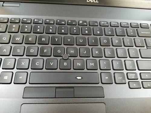 Dell Latitude 5500 Laptop mit i5-8365U 1,60GHZ, 8GB RAM, 512GB. *LESEN⬇️* - Bild 7 von 22