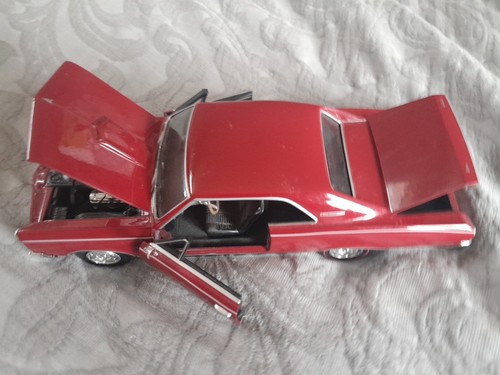 Classic Metal Works 1966 PontiacI GTO 1/24 rot - Bild 2 von 13