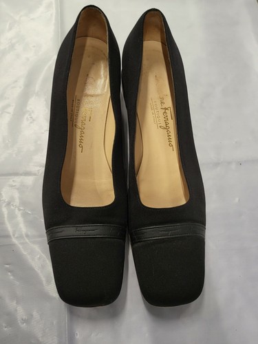 Salvatore Ferragamo Boutique Black Satin Pumps Sz 10 AAA - Picture 6 of 10
