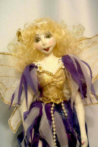 Cloth Art Doll Pattern "Alura" By Michelle Munzone - Picture 2 of 2