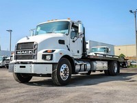 2021 Mack MD7