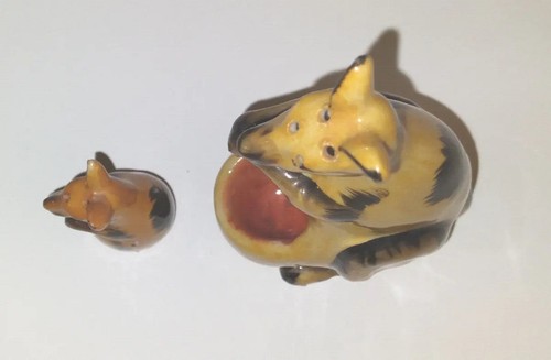 Nesting Kangaroo Salt And Pepper Shakers Vintage Kangaroo & Joey Japan - Picture 4 of 11