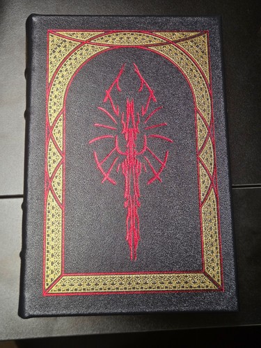 Words Of Radiance Signed #4868 Leatherbound Brandon Sanderson +All Swag - Picture 2 of 6