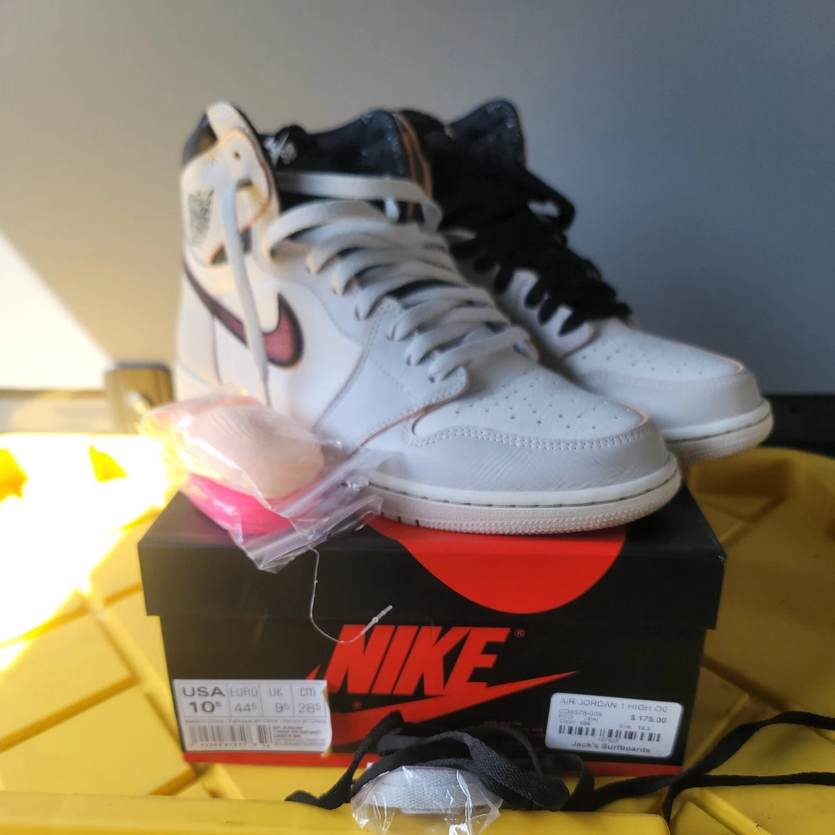 Jordan 1 Retro High SB Sample NYC to Paris 2019 for Sale