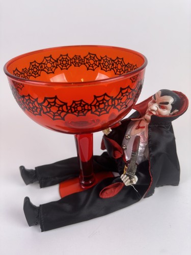 Cakewood Collection by Karen Didion Spooktacular Designs Dracula Figurine Doll - Picture 18 of 19