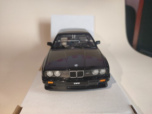 Bmw 3 Series M3 1988 E30 1/24 Burago Bburago Vintage No Maisto Solido Norev - Foto 4 di 9
