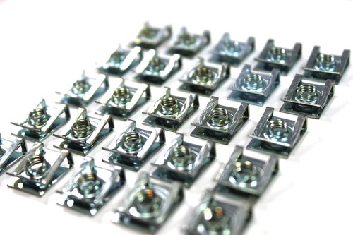 25x small m5 Motorcycle Fairing Spring Clip Speed Spire Nuts Panel Fasteners - Bild 2 von 5