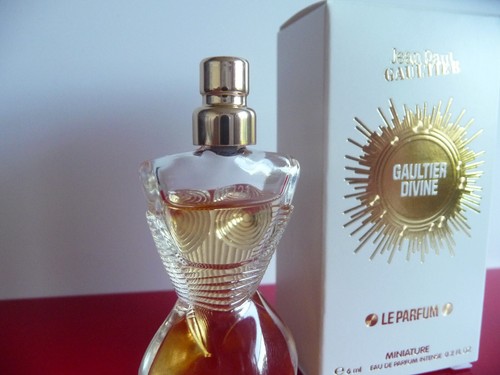 Miniature Jean Paul Gaultier Divine Le Parfum 6ml Eau De Parfum Intense 2024 - Zdjęcie 3 z 5