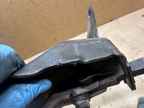 87-95 Jeep Wrangler YJ Transfer Case Shifter Bracket 5 speed NP231 AX5 231 Shift - Picture 5 of 19