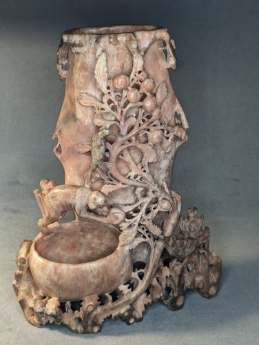 Paired antique carved chinese soapstone vases 9,5" & 10,5"; 7,4 lb. - Picture 5 of 24