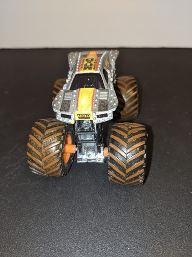 Hot Wheels Monster Jam Max-D Gray And Red 1:64 Diecast Trucks - Picture 3 of 11