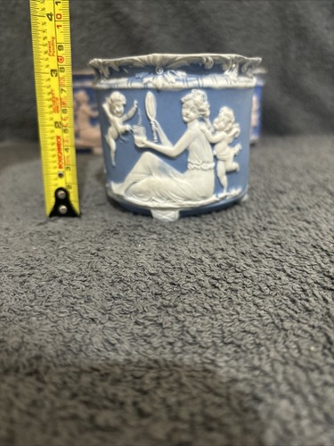 3 x Greek Style blue pots (wedgwood style) 8cm tall and 8cm wide opening - Picture 5 of 9