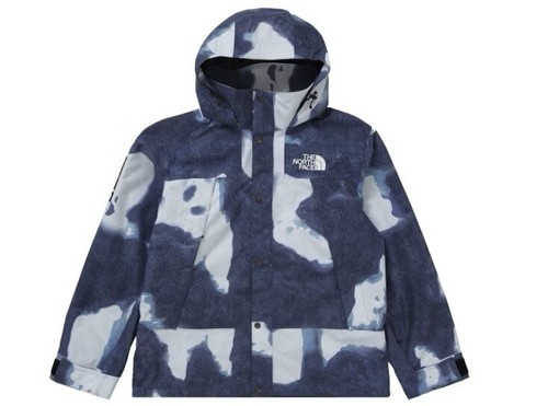 BRANDNEU SUPREME X THE NORTH FACE GEBLEICHTER DENIM-DRUCK BERGJACKE - LARGE - Bild 2 von 8