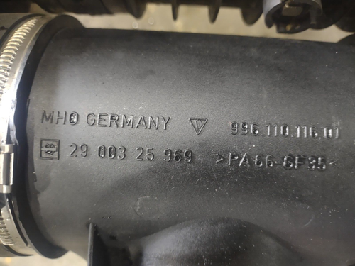 Porsche 997 Air Intake Manifold 05 - 08 COMPLETE 99711013601 - Picture 6 of 15