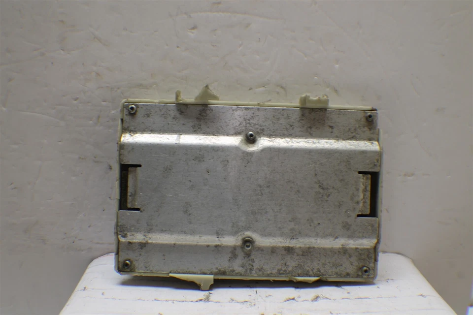 Dodge Caravan Voyager 2002 unidad de control de carrocería BCM P04727070AD módulo 708 2o6 Foto 3 de 4