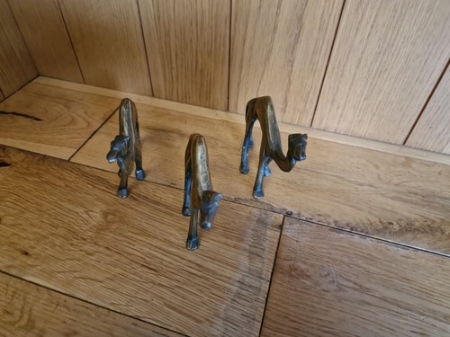 Vintage Mini Brass Camel Figure Figurines x3 Decor MCM - Picture 2 of 5