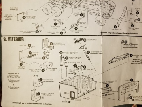 Kenworth W-925 PASSENGER SEAT from AMT 1:25 Model Kit - Picture 7 of 8